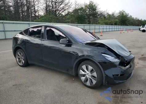 2023 Tesla Model Y z USA, uszkodzony, nr VIN 7SAYGDEE6PA053453